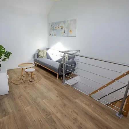 Apartamento Le Refuge Des Grands Rassemblements Châteaudun Exterior foto
